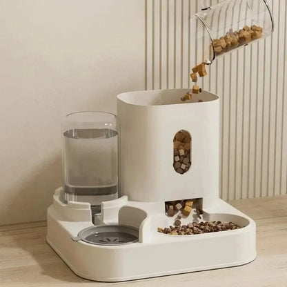 Automatischer Futter und Wasserspender