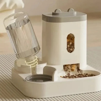 Automatischer Futter und Wasserspender